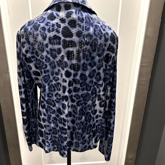 Clara S - Blue Animal Print Jacket. XL - Picture 3 of 5